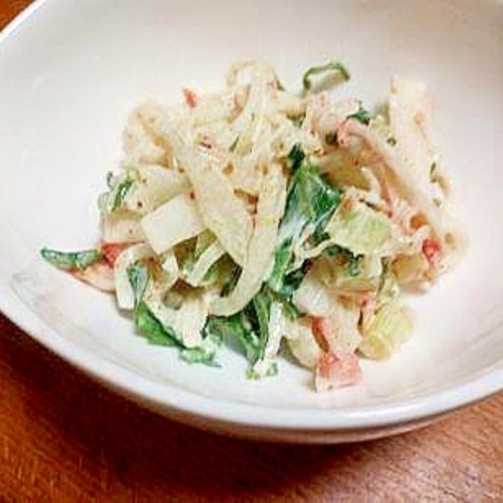 大根と かにかまの 胡麻マヨ和え